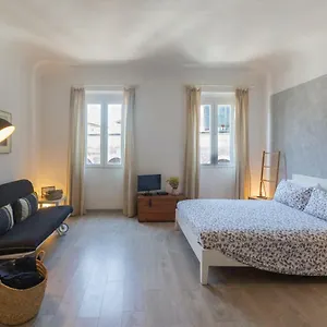 Piazza Del Mercato Appartement